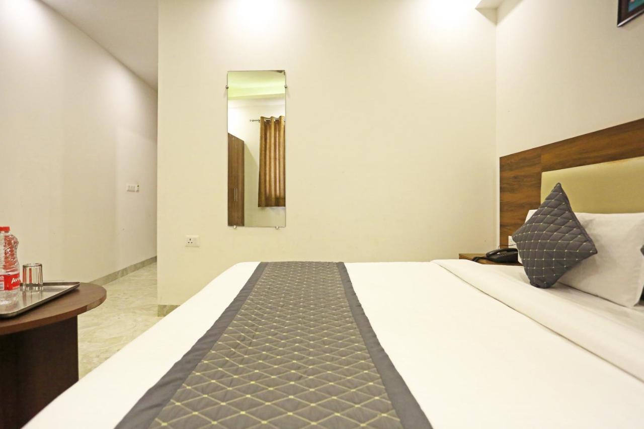 Hotel De Clark Residency Delhi Airport New Delhi