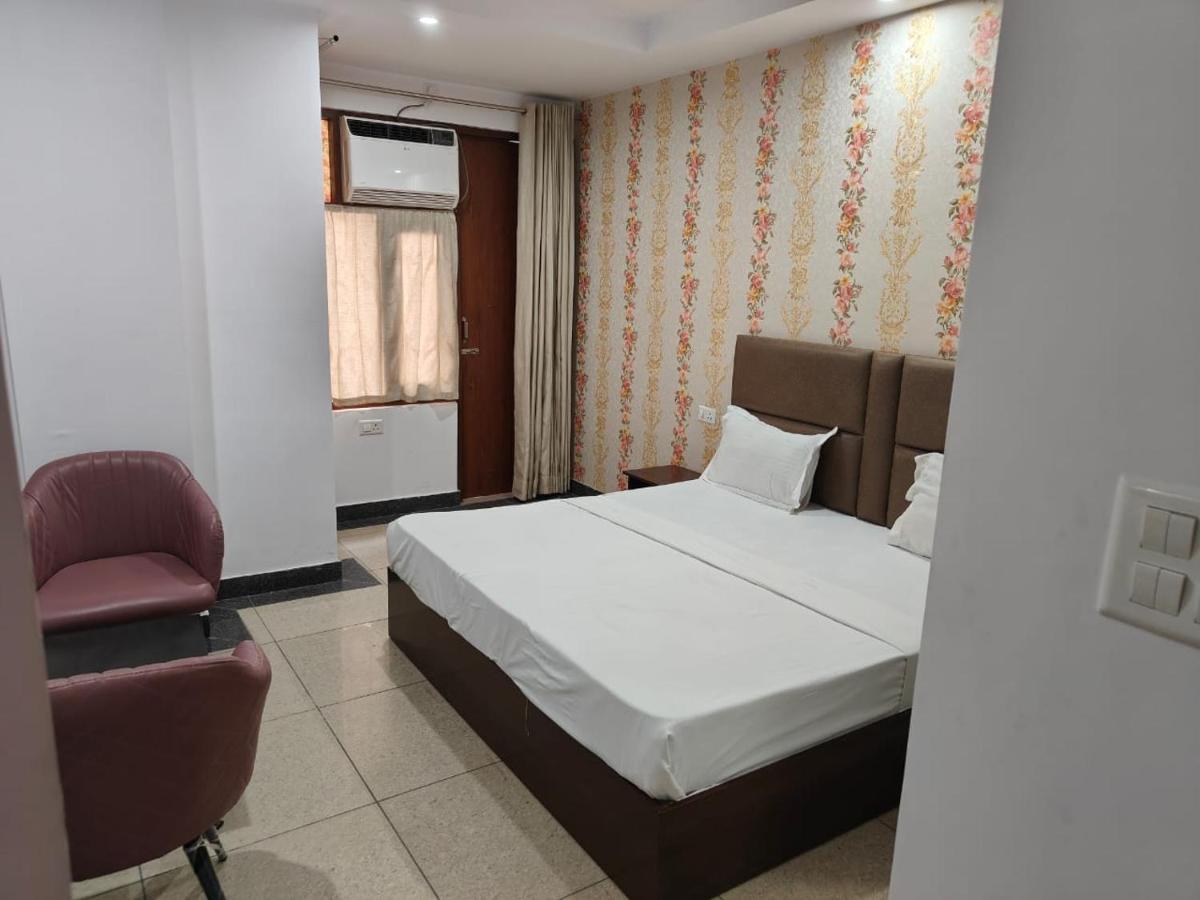 S Ambiance Near Delhi Airport Hotel New Delhi