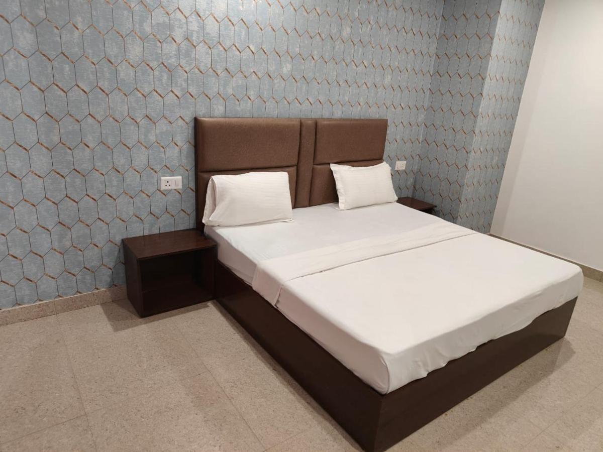 Hotel S Ambiance Near Delhi Airport