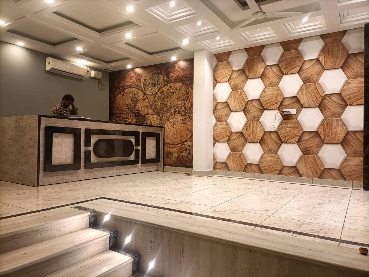 Grand Tela Near Igi Airport Delhi 4*
