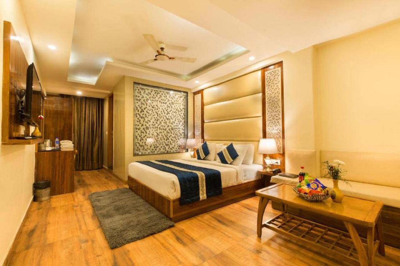 Hotel Del Fox Hotel, Delhi Airport New Delhi