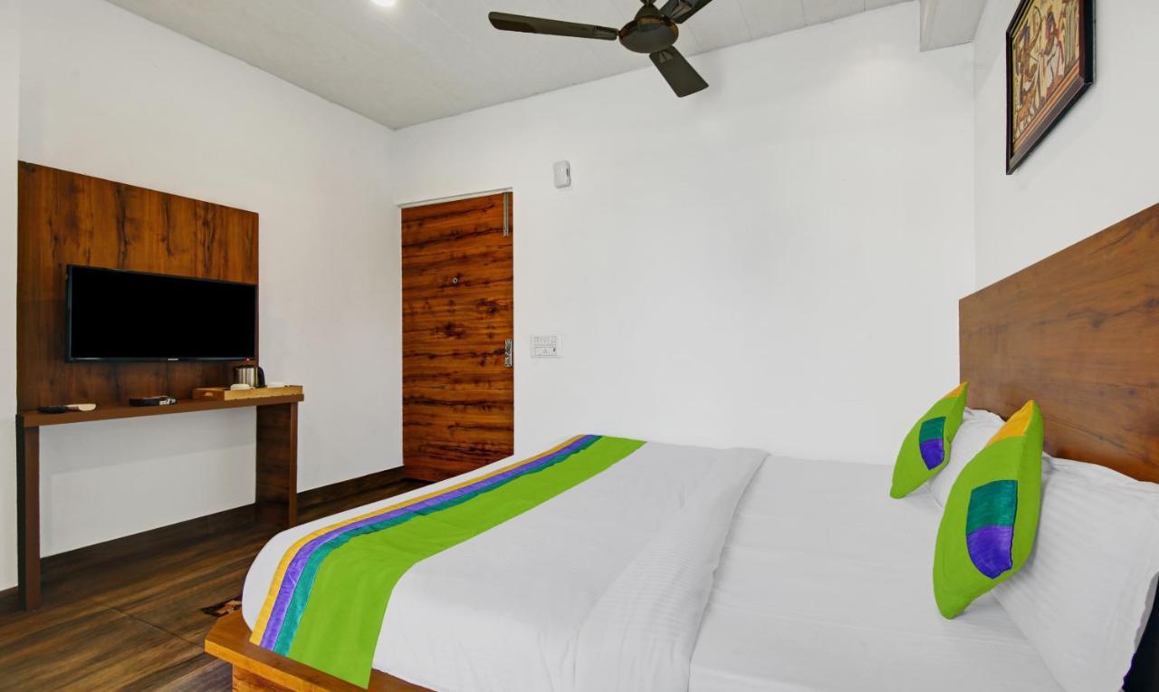 Treebo Prime Elight Hotel 3*