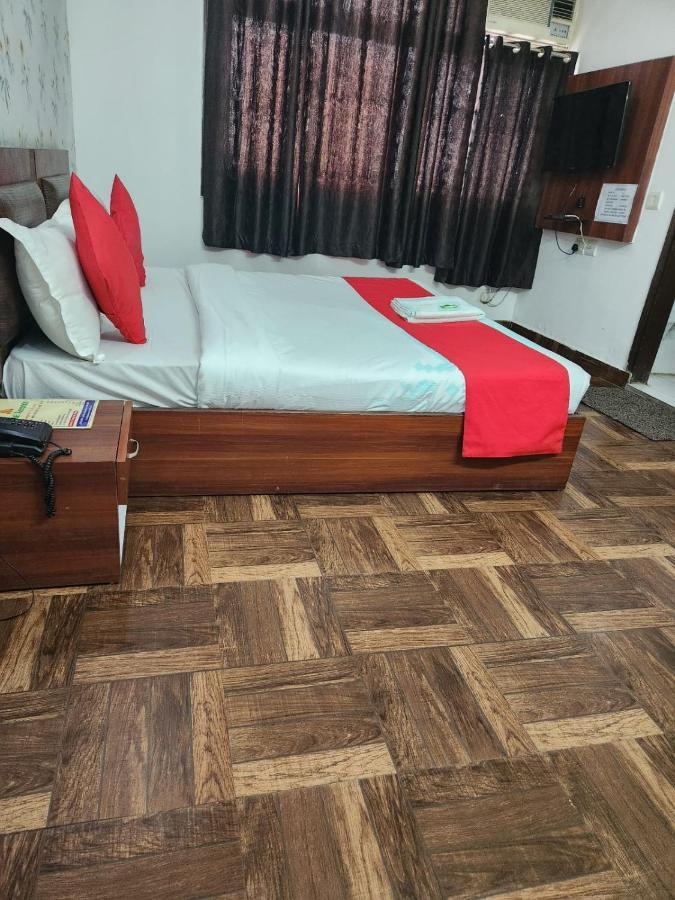 Airport Asian Blue Luxury 4*