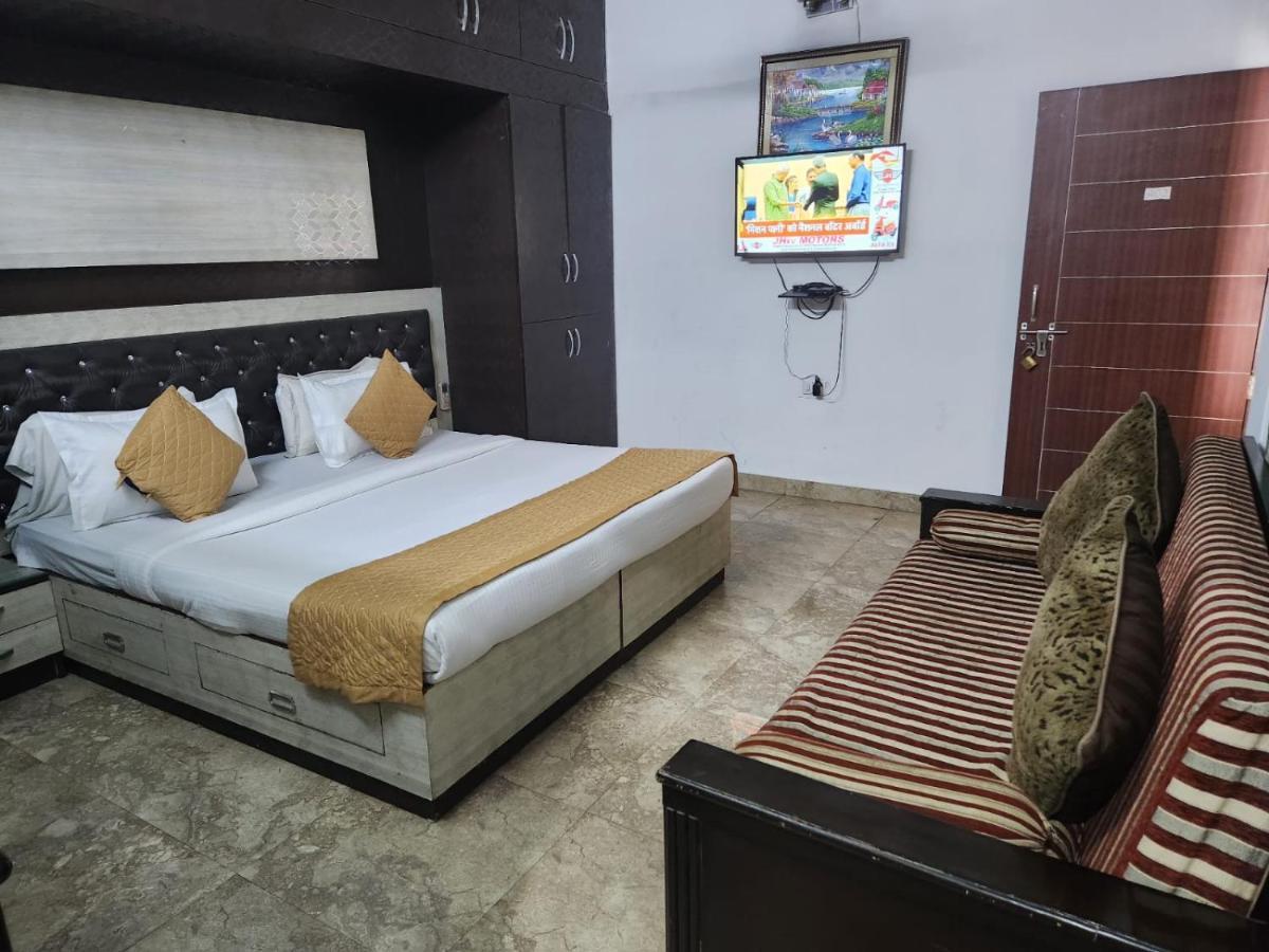 Airport Asian Blue Luxury Hotel New Delhi
