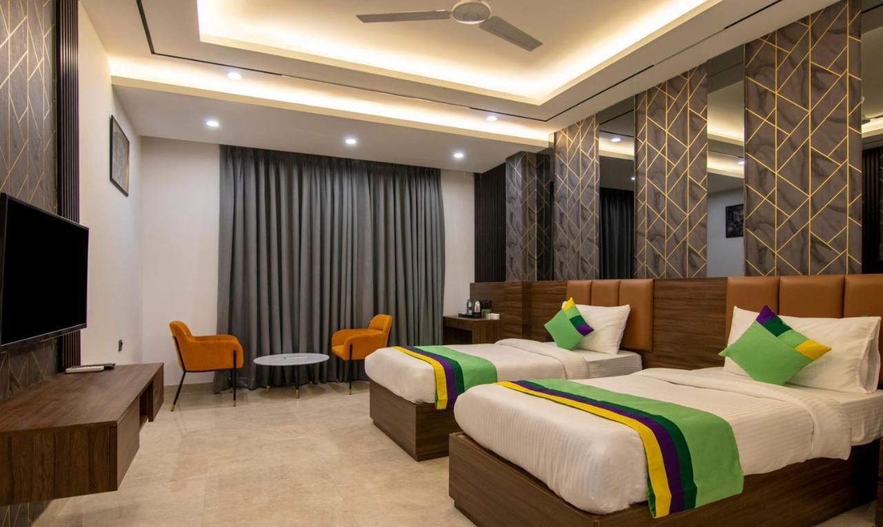 Treebo The Armani Near Igi Airport Hotel 3*
