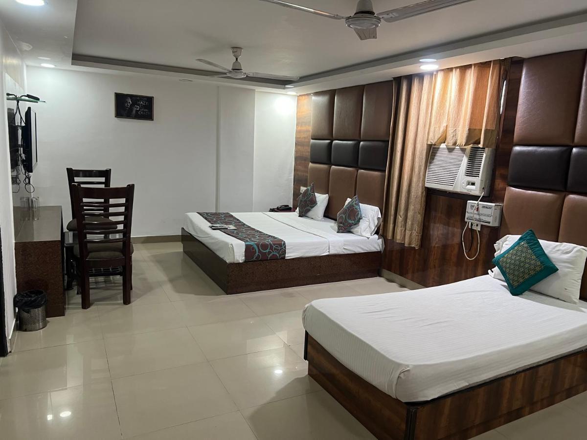 Hotel Le Mount Plaza Near Igi Airport Delhi 4*