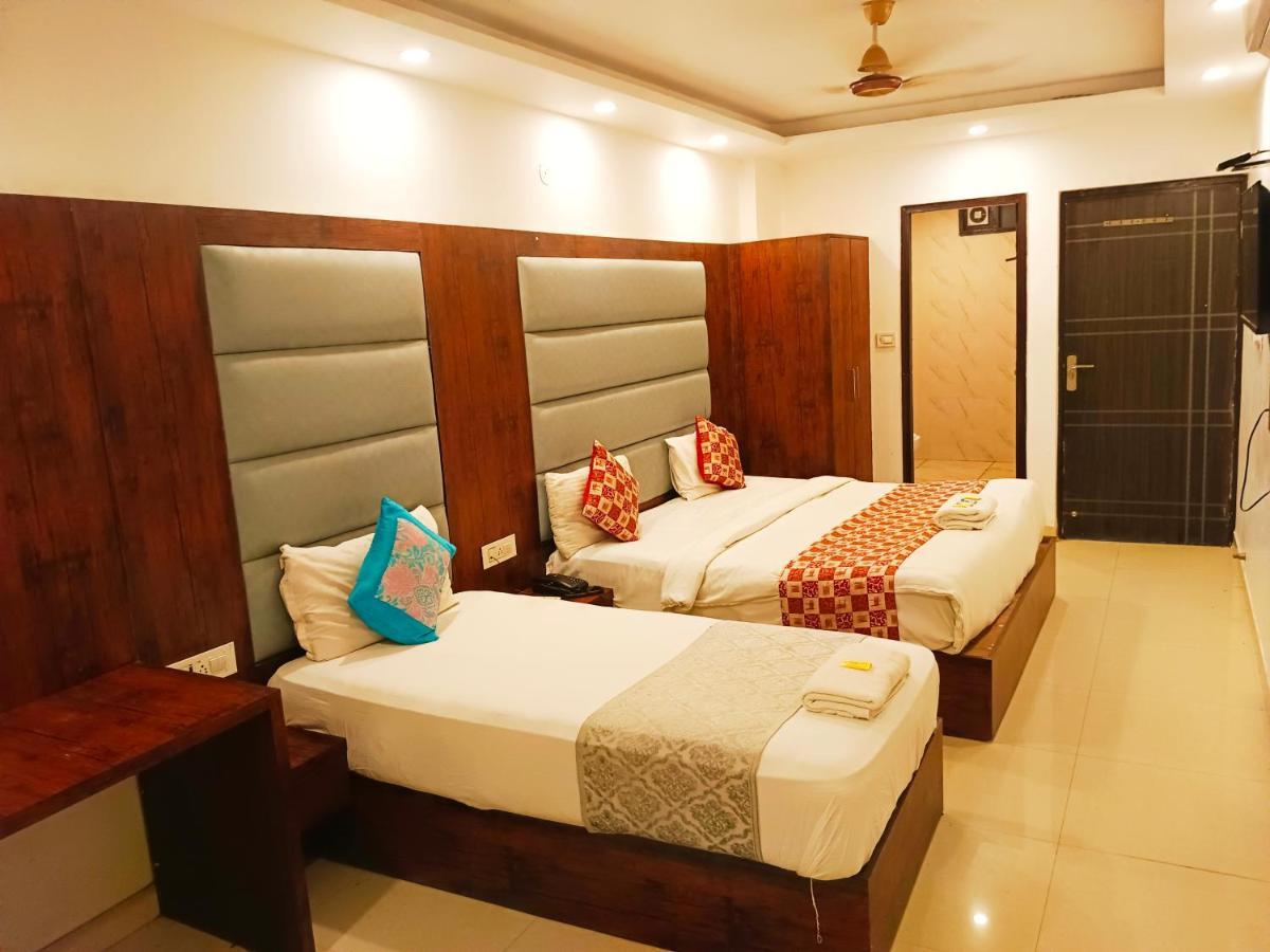 Ambience Suites Near Igi Airport T3 4* Nova Deli