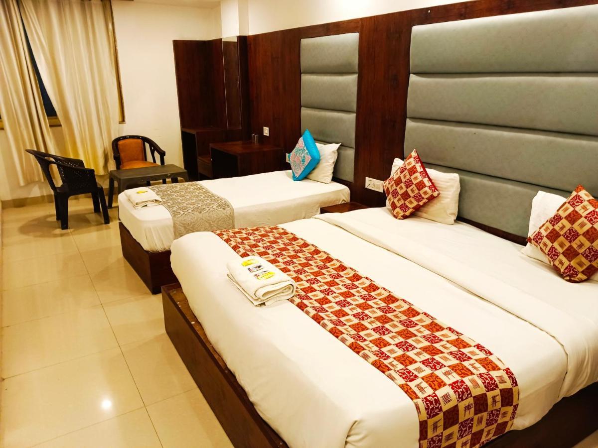 Ambience Suites Near Igi Airport T3 Hotel