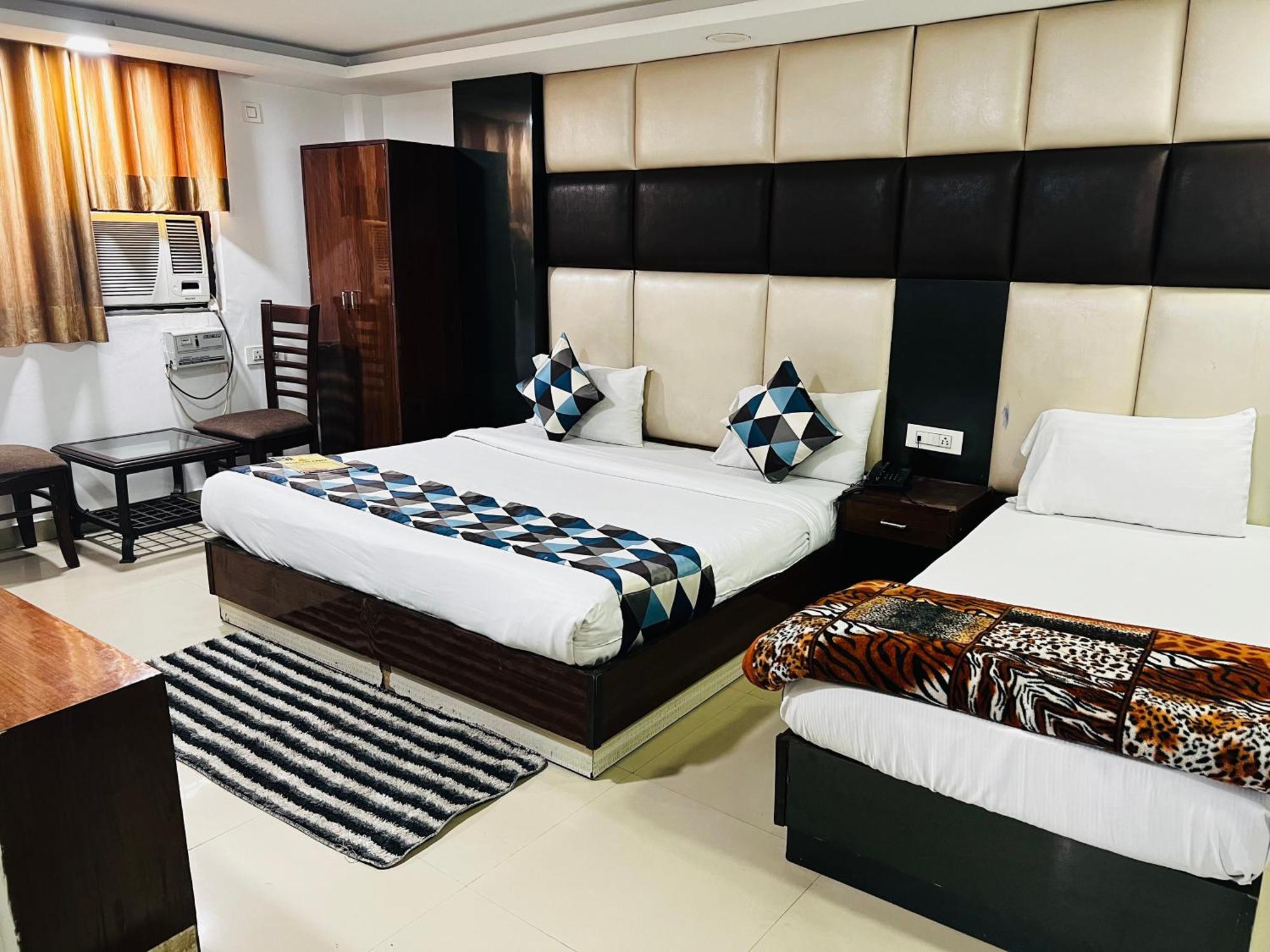 Le Mount Plaza Near Igi Airport Delhi Hotel 4*
