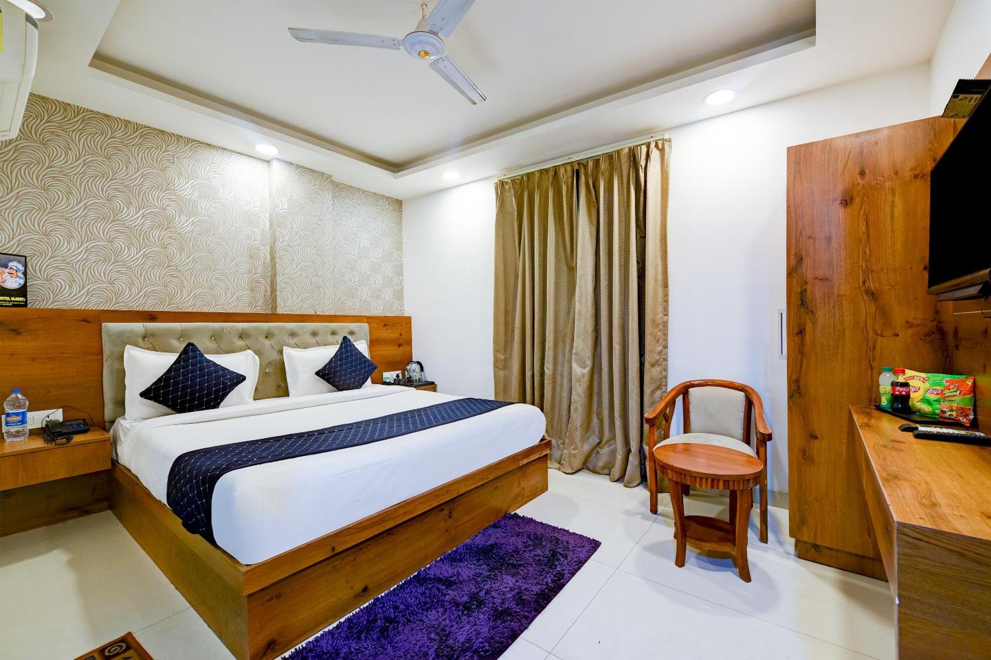 Hotel Grand Qubic Near Delhi Airport