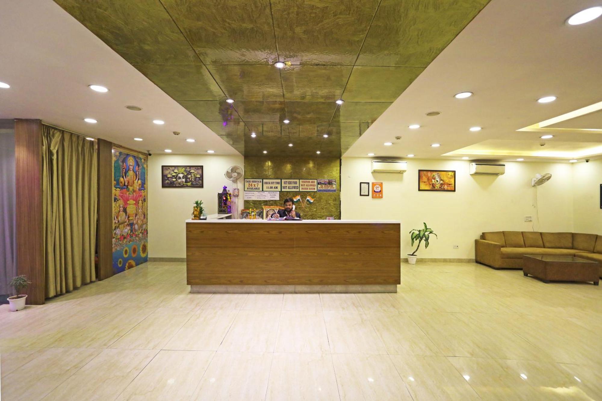 D'capitol - Delhi Airport 4*