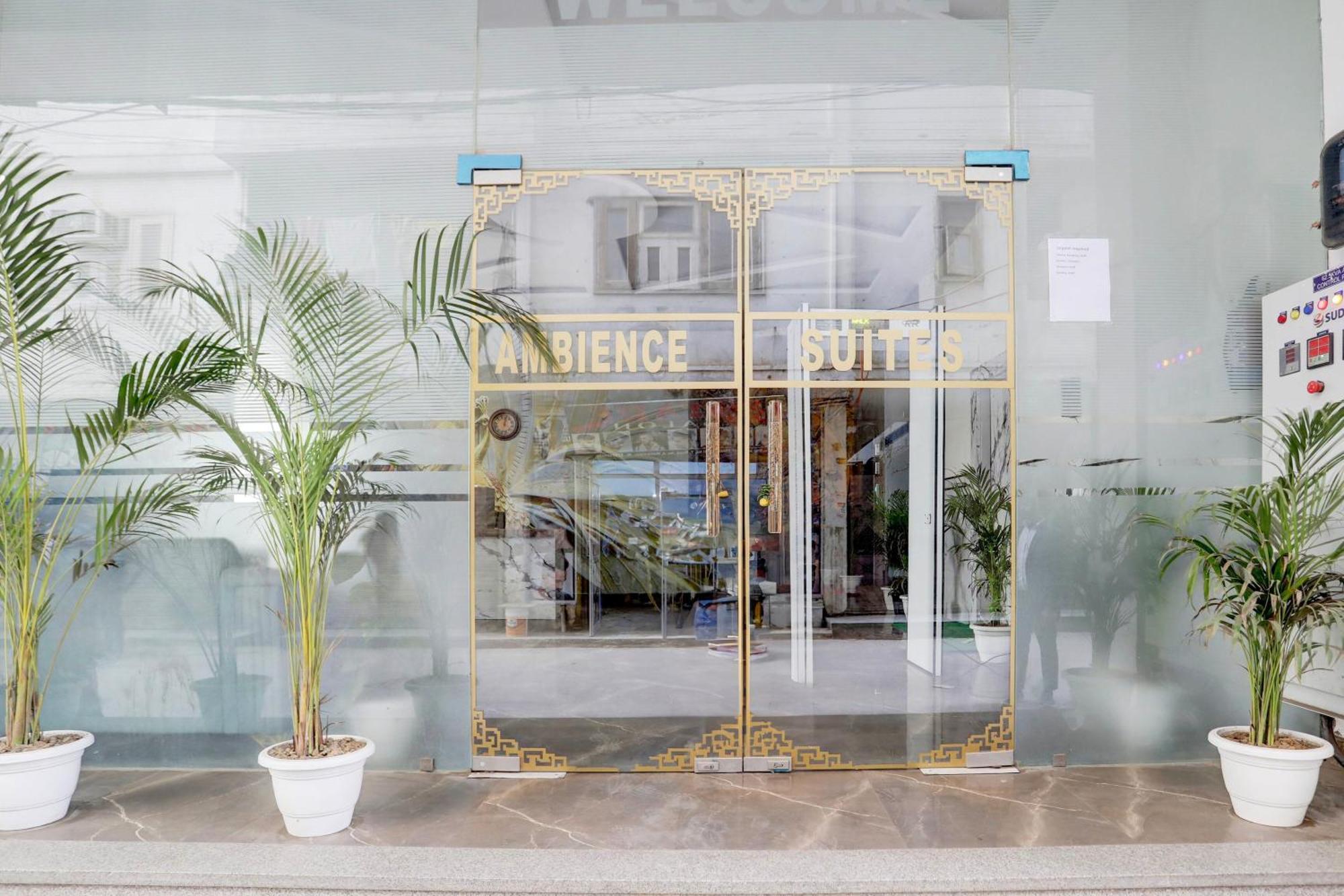 Hotel Ambience Suites Near Igi Airport T3