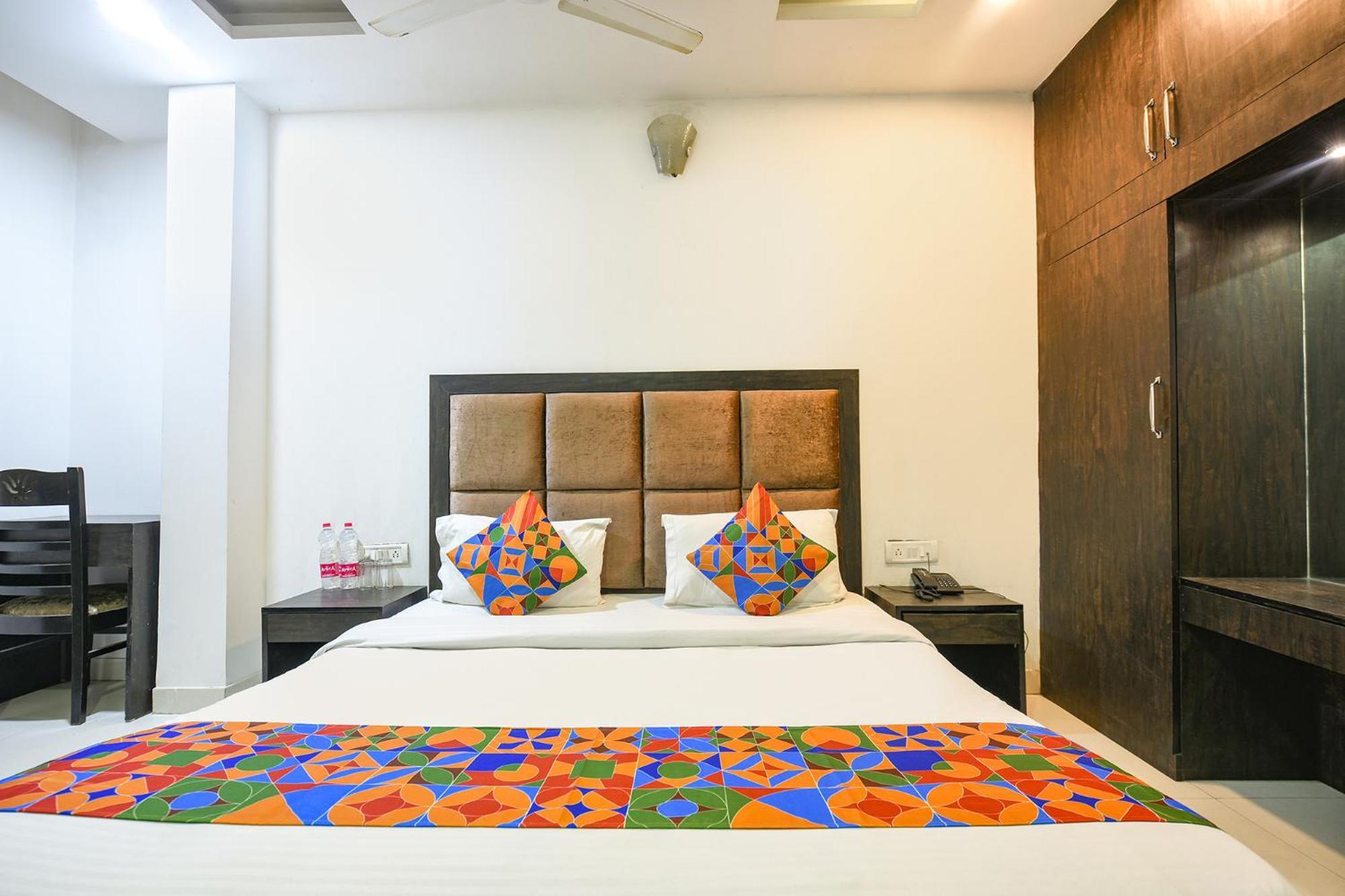 Hotel Fabhotel Belwood Near Igi Airport
