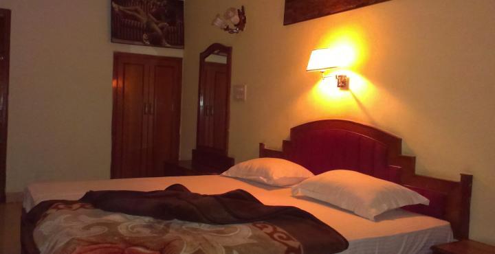 Hotel Golden Deluxe 3*