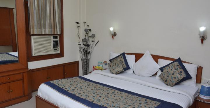 Airport Vishal Residency New Delhi
