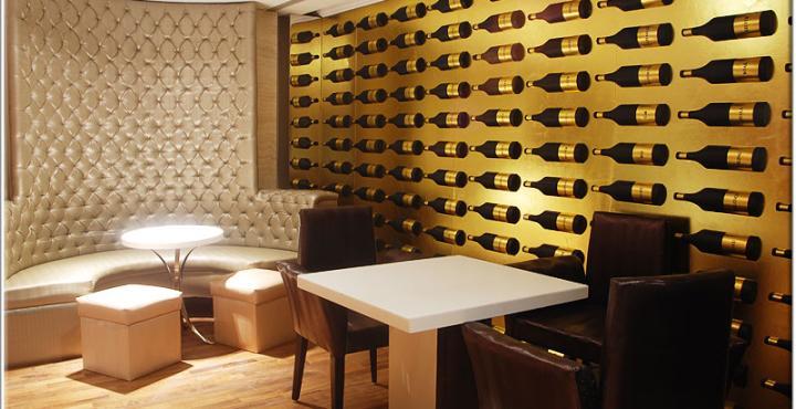 Pluto's 3* New Delhi