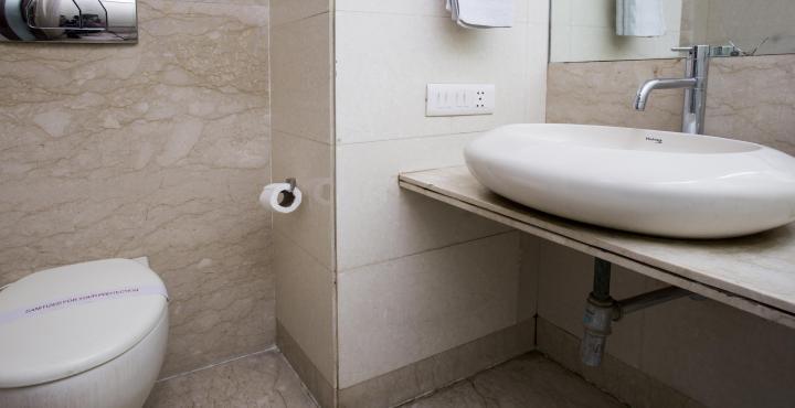 Hotel Livasa Near Blk Hospital 3*
