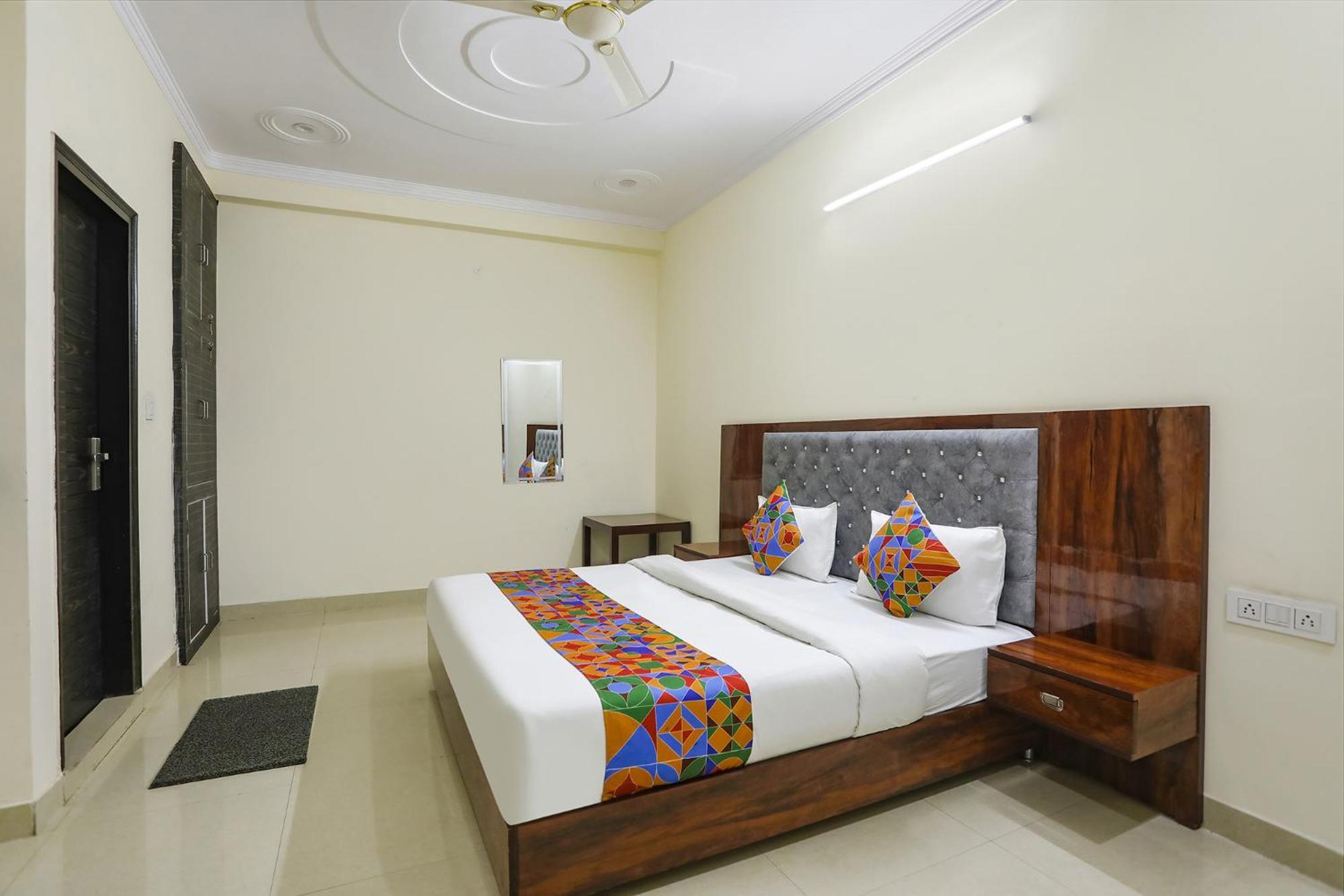 Hotel Fabexpress Asp Royal Residency Inn- Janakpuri 3*