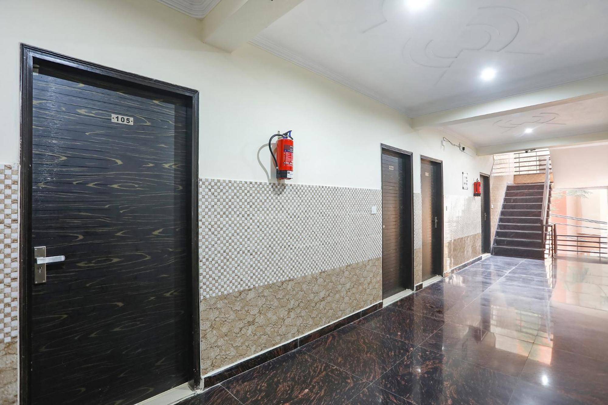 Fabexpress Asp Royal Residency Inn- Janakpuri Hotel 3*
