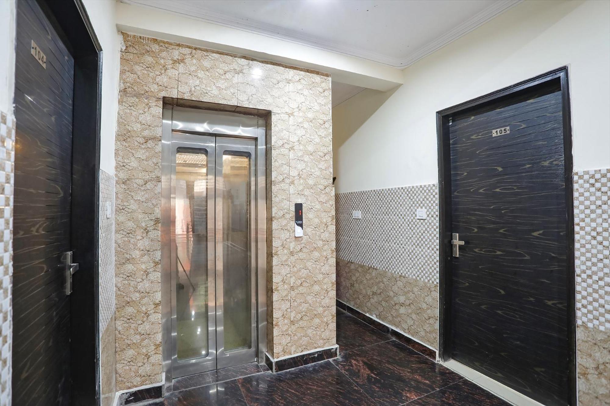 Hotel Fabexpress Asp Royal Residency Inn- Janakpuri