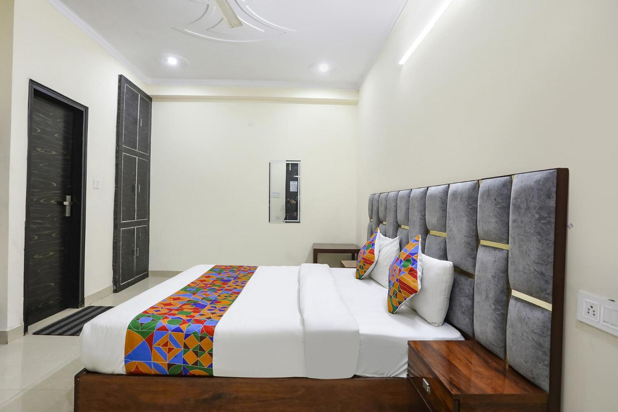Fabexpress Asp Royal Residency Inn- Janakpuri Hotel