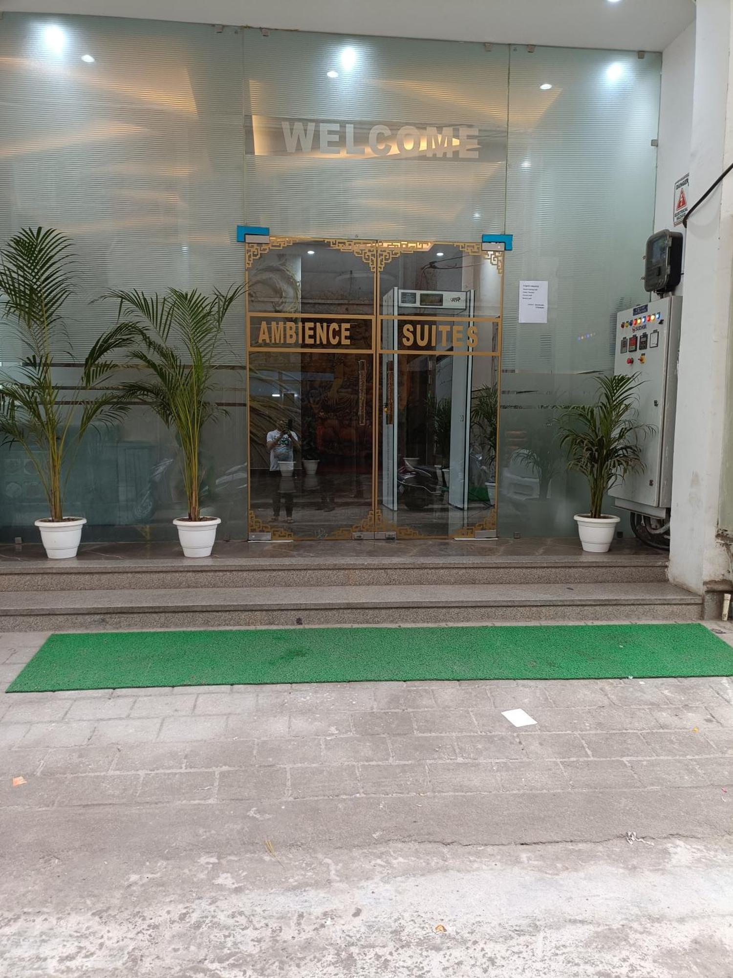 Ambience Suites Near Igi Airport T3 Hotel Nova Deli