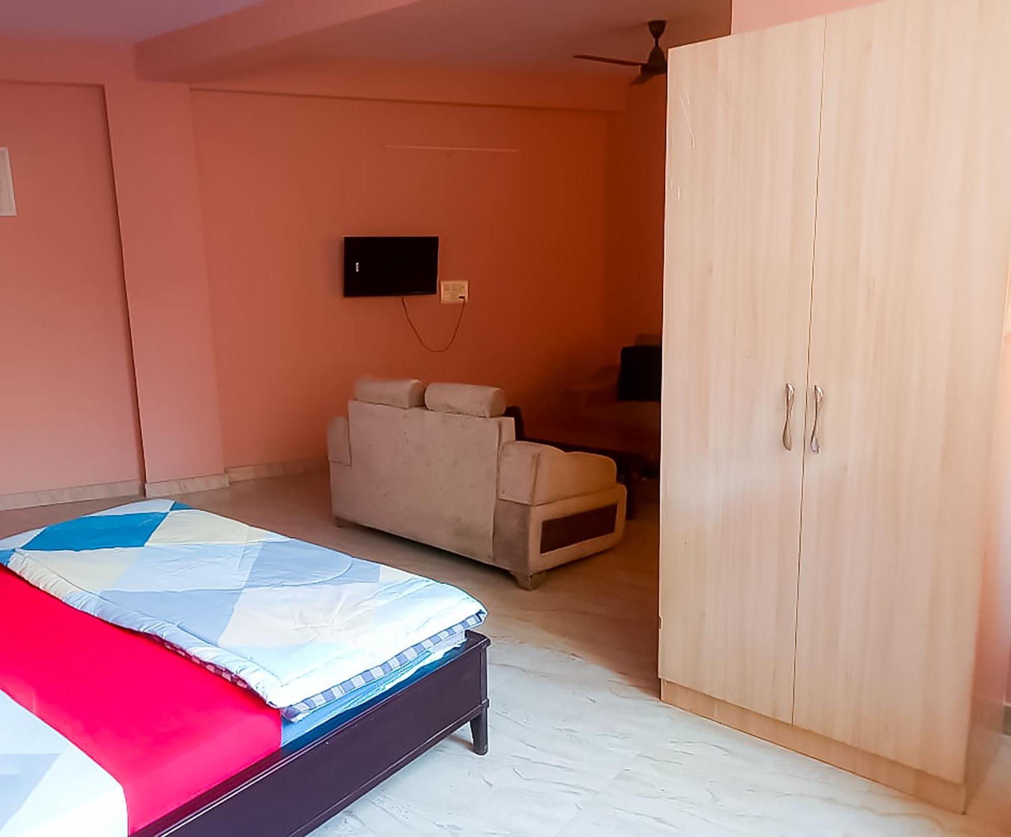 Roomshala 139 Rose - Dwarka *