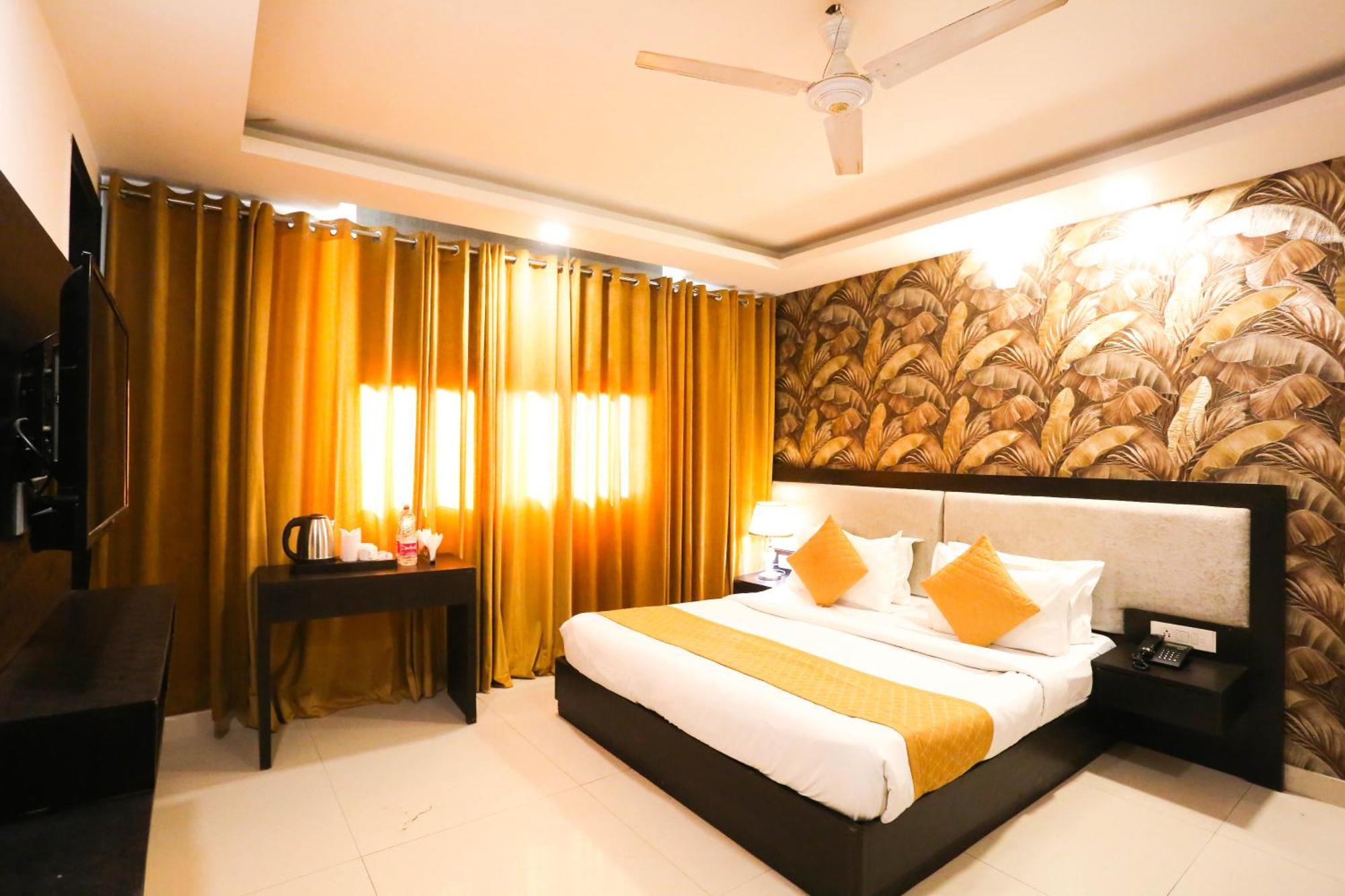 Hotel Aashiyana