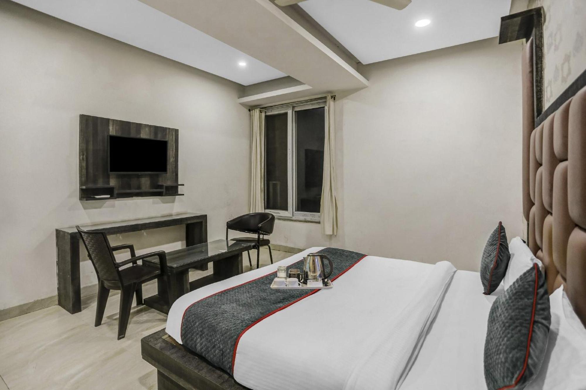 Hotel Townhouse 22956 Grand Residency 3*