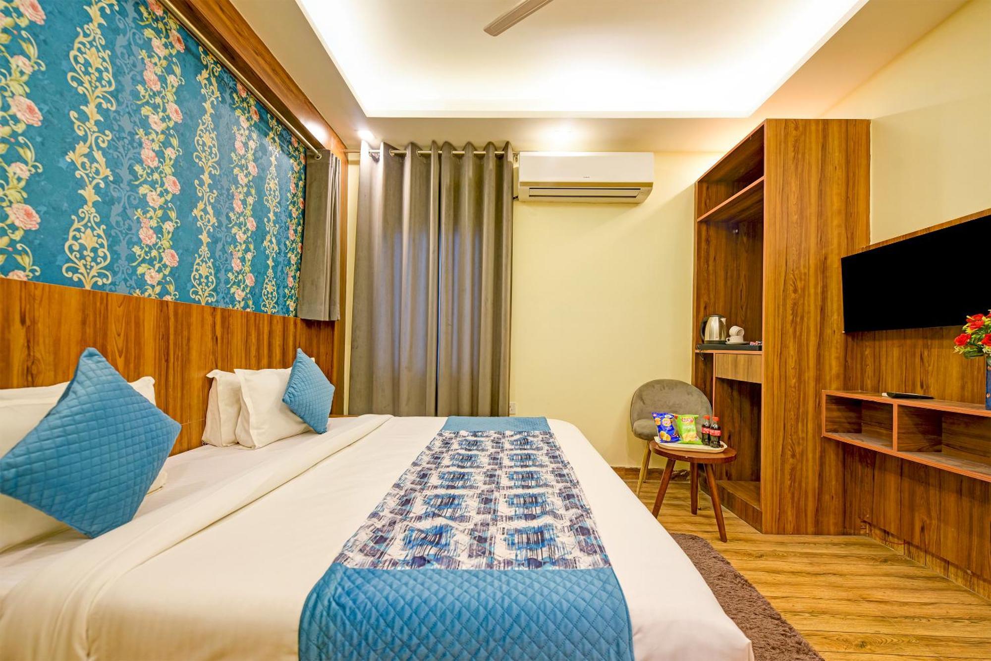 Roseewood Near Delhi International Airport 4*