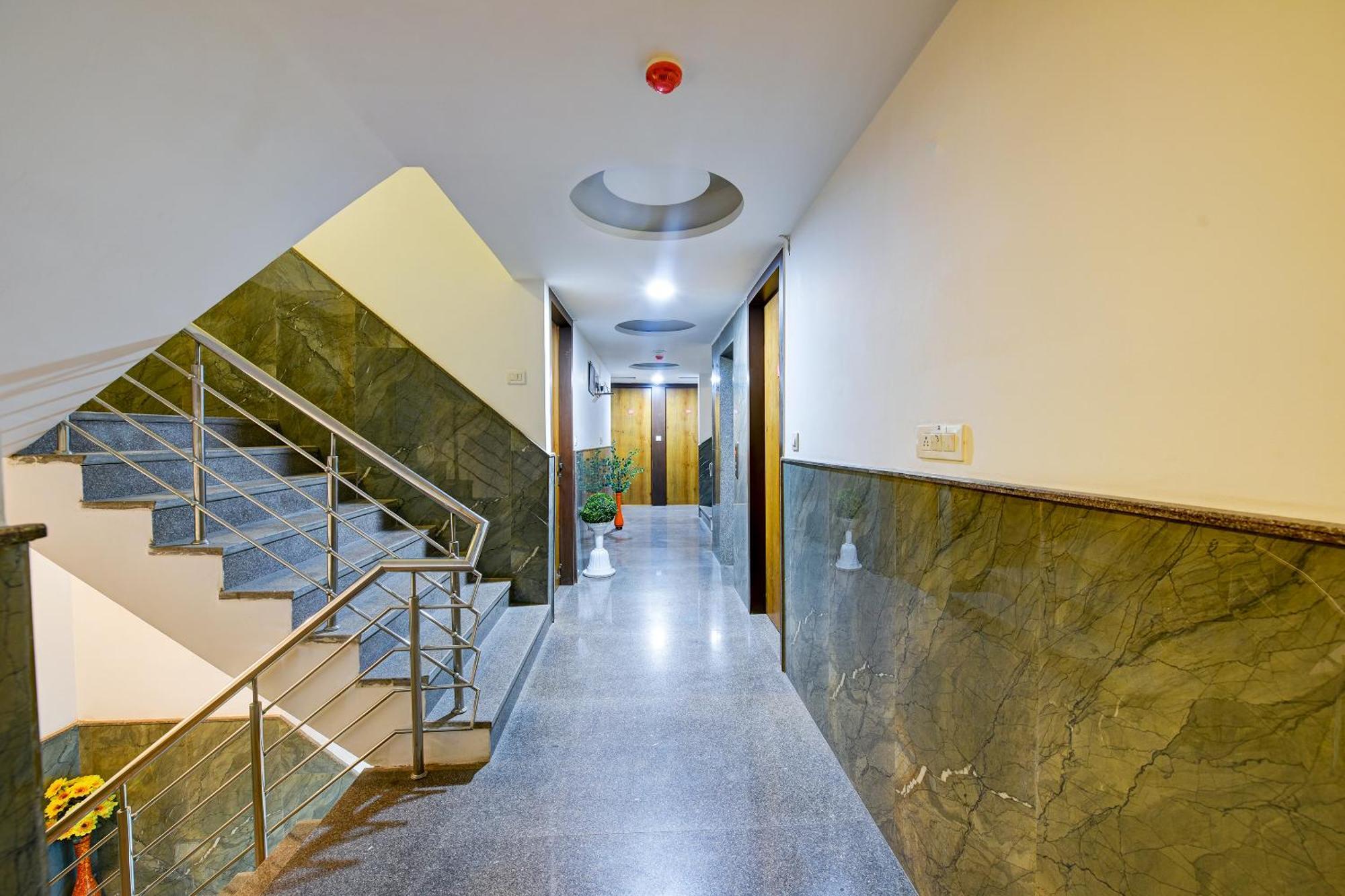 Gloory Near Delhi Airport New Delhi