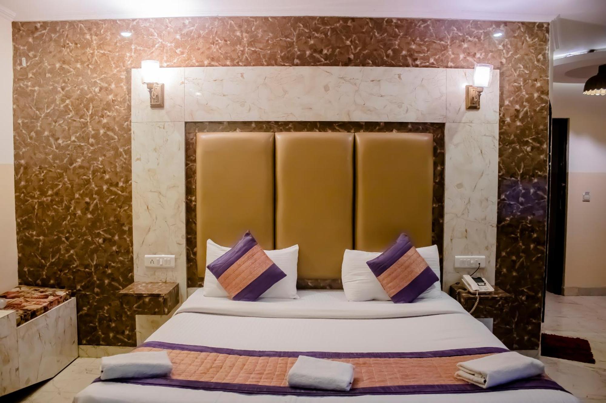 Hotel Airport Near Delhi International Airport