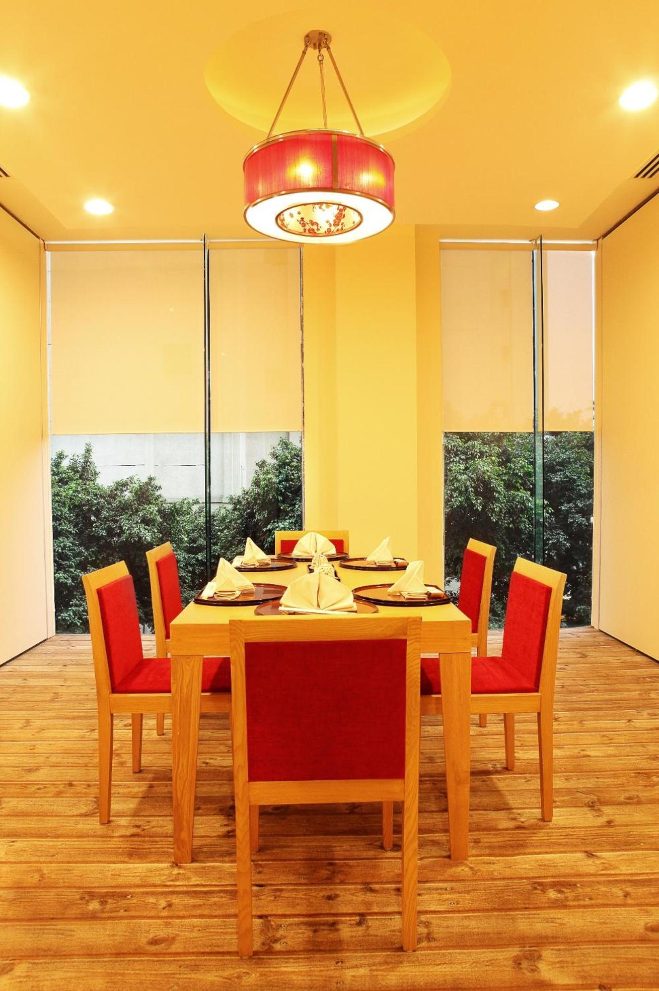 The Metropolitan & Spa Hotel 5*