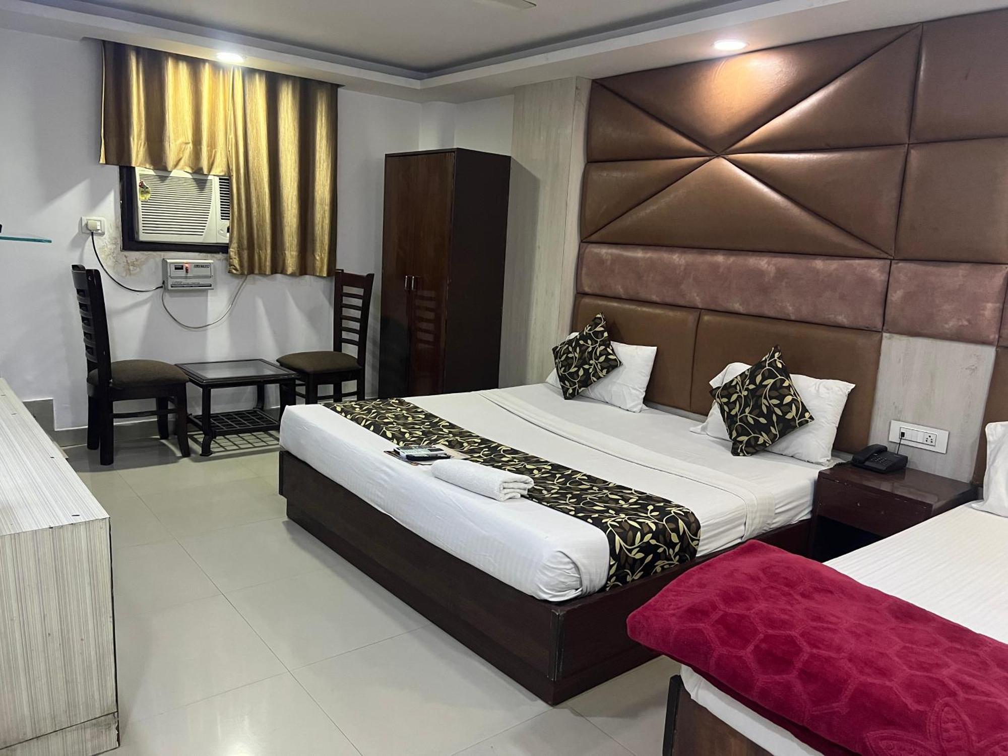 Le Mount Plaza Near Igi Airport Delhi 4* New Delhi