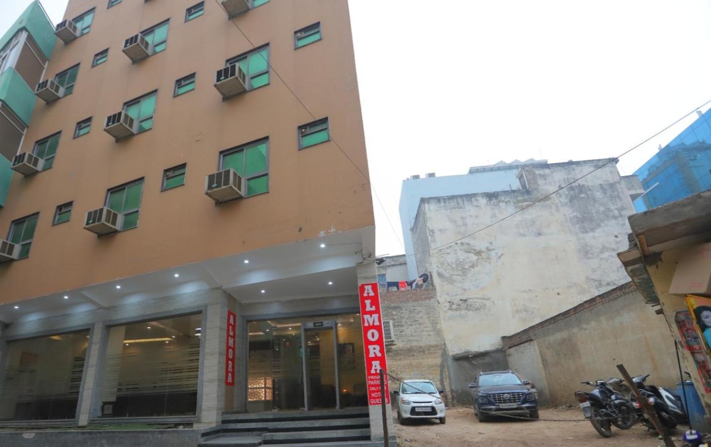 Hotel Almora - Near By Delhi International Airport - With Free Airport Pickup And Drop