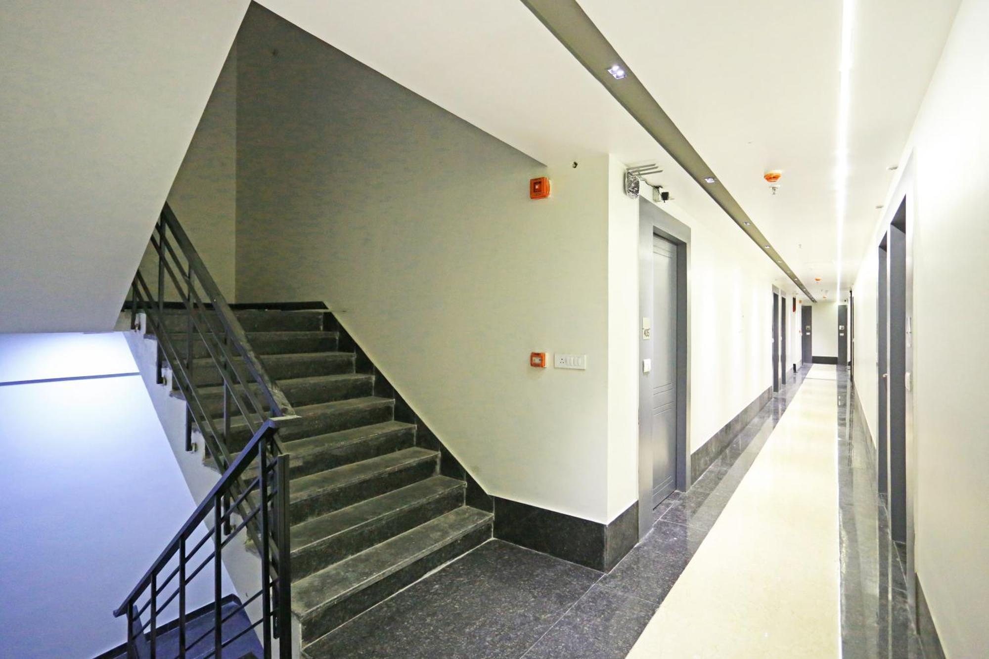 Hotel Apple Residency - Free Airport Transffer 3*