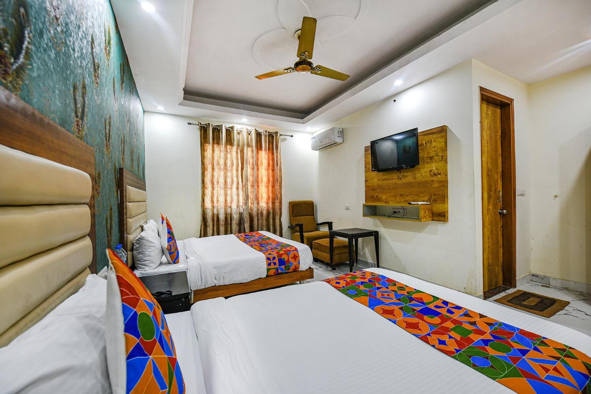 Fabexpress Shanti 3*