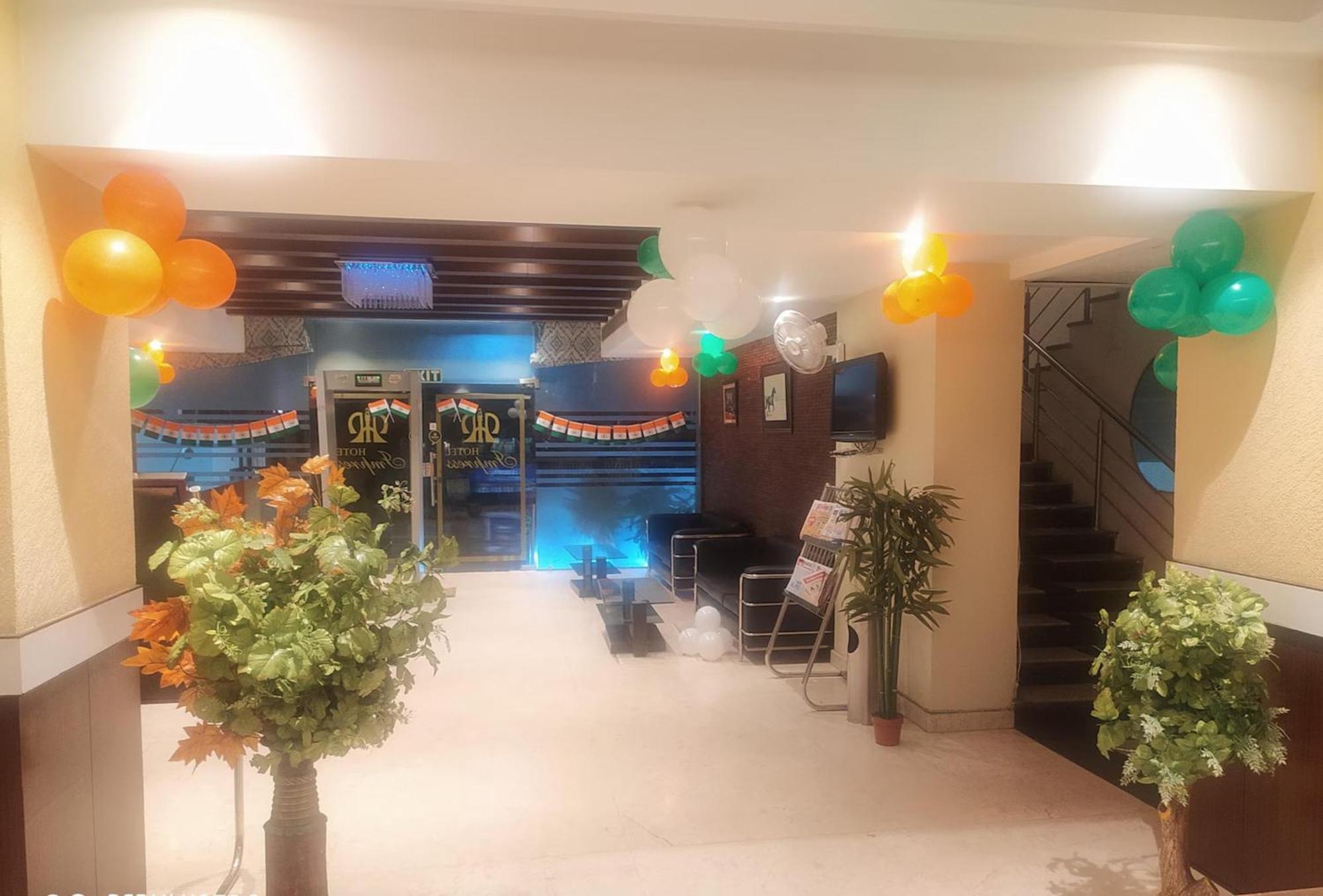 Impress Delhi Airport 3*