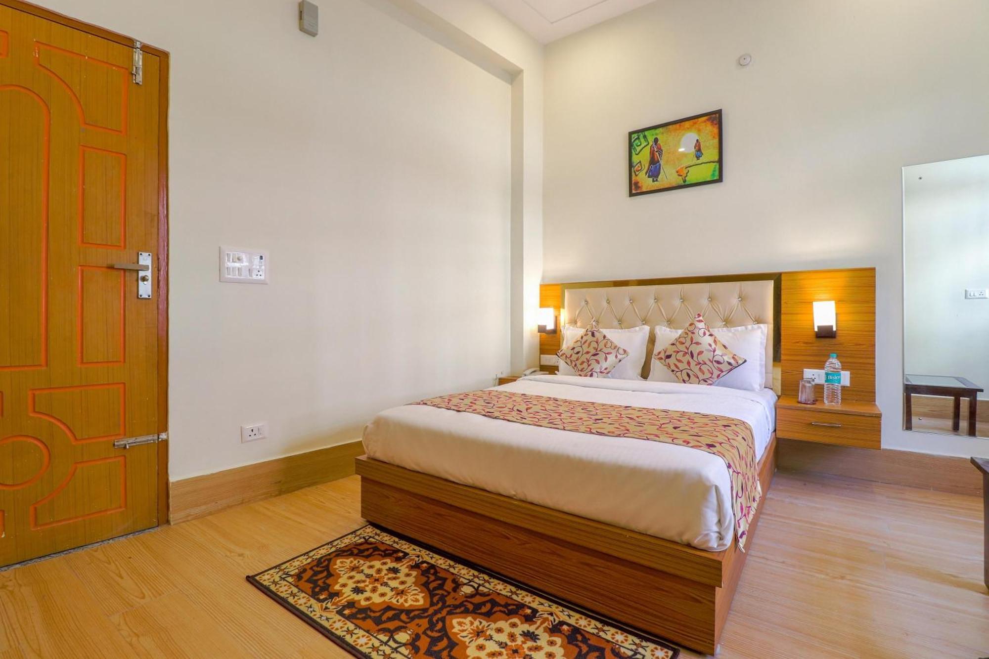 Bed & Breakfast Franklein At Delhi Airport *