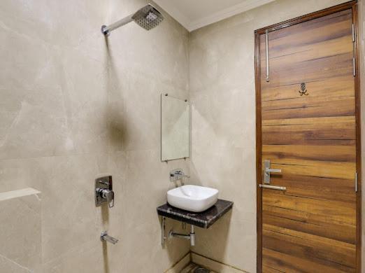 Peacefulhuts Premium 3bhk Near Airport And Manipal Hospital Apartamento *