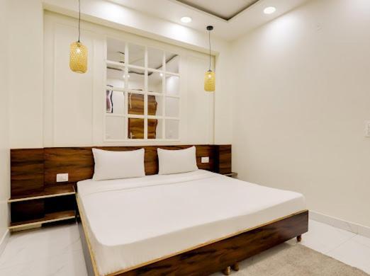 Peacefulhuts Premium 3bhk Near Airport And Manipal Hospital Nova Deli