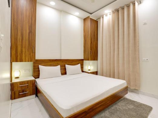 Peacefulhuts Premium 3bhk Near Airport And Manipal Hospital Nova Deli