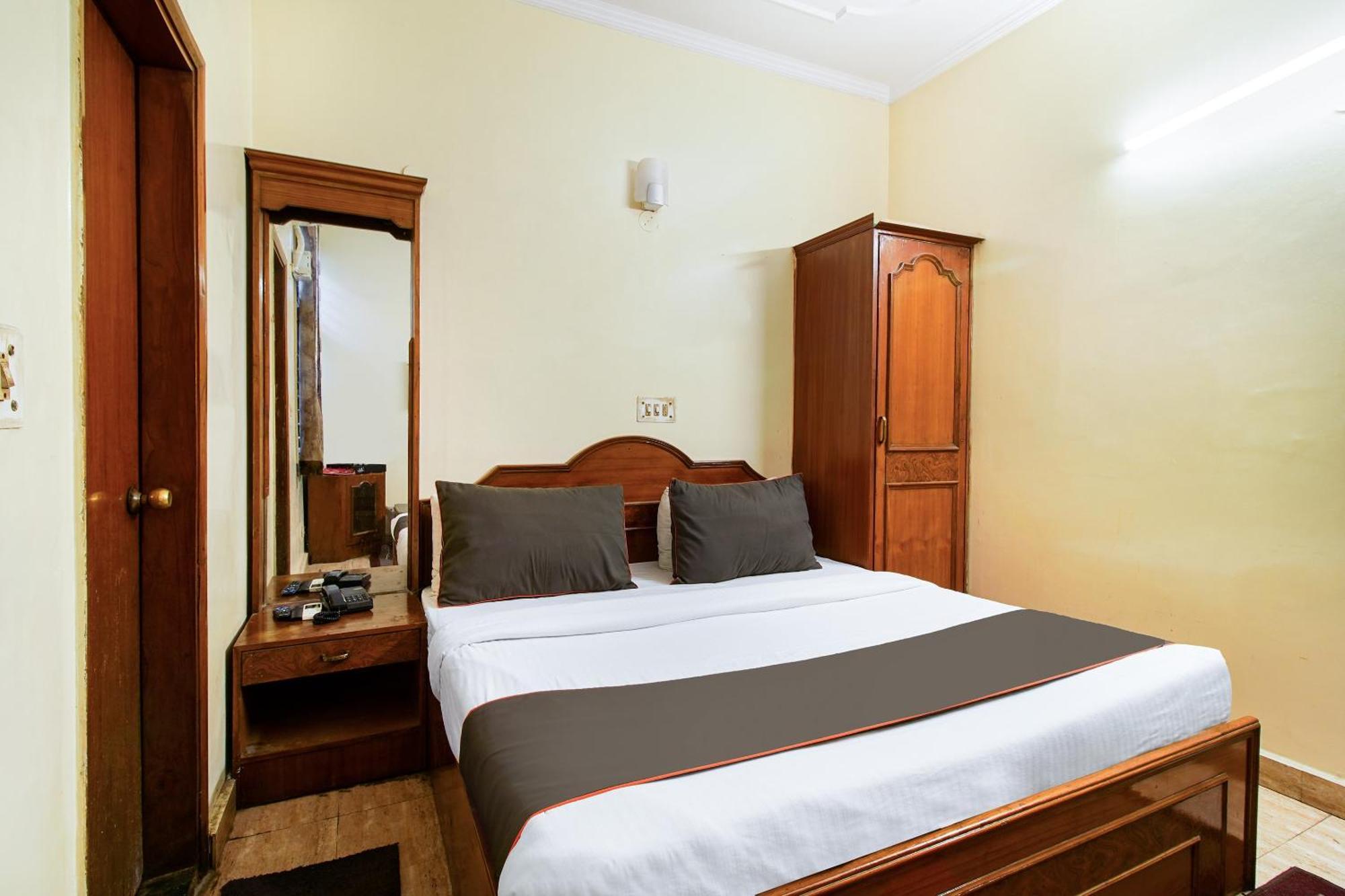 Oyo Maya Palace Hotel 3*