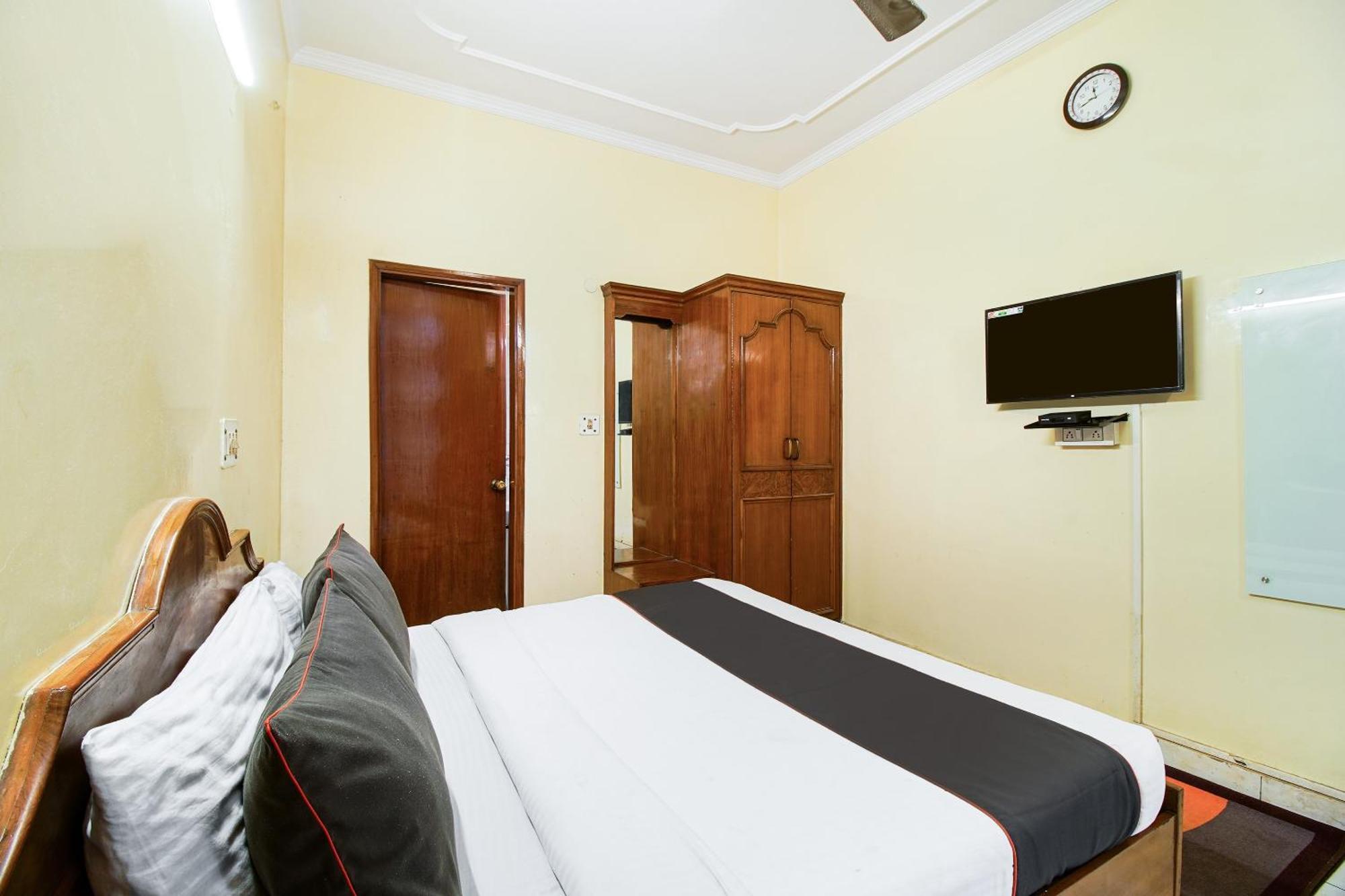 Oyo Maya Palace Hotel 3*