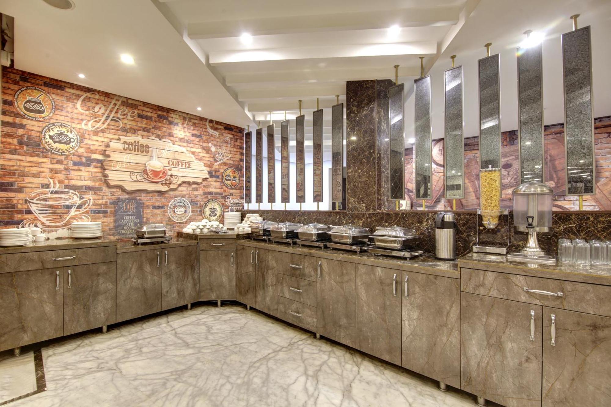 Hotel Almati - Near Delhi Airport