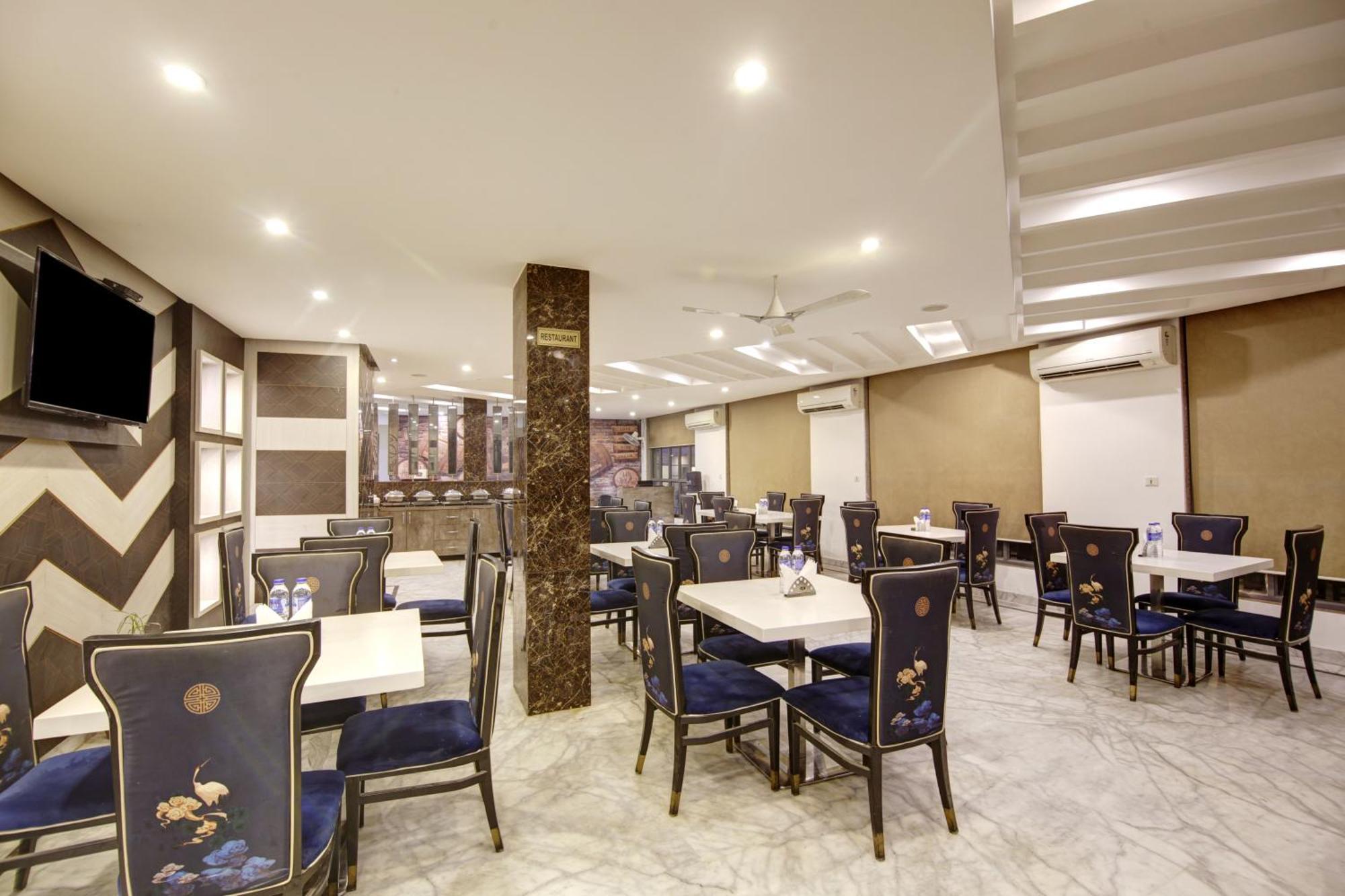 Almati - Near Delhi Airport 3* Nova Deli