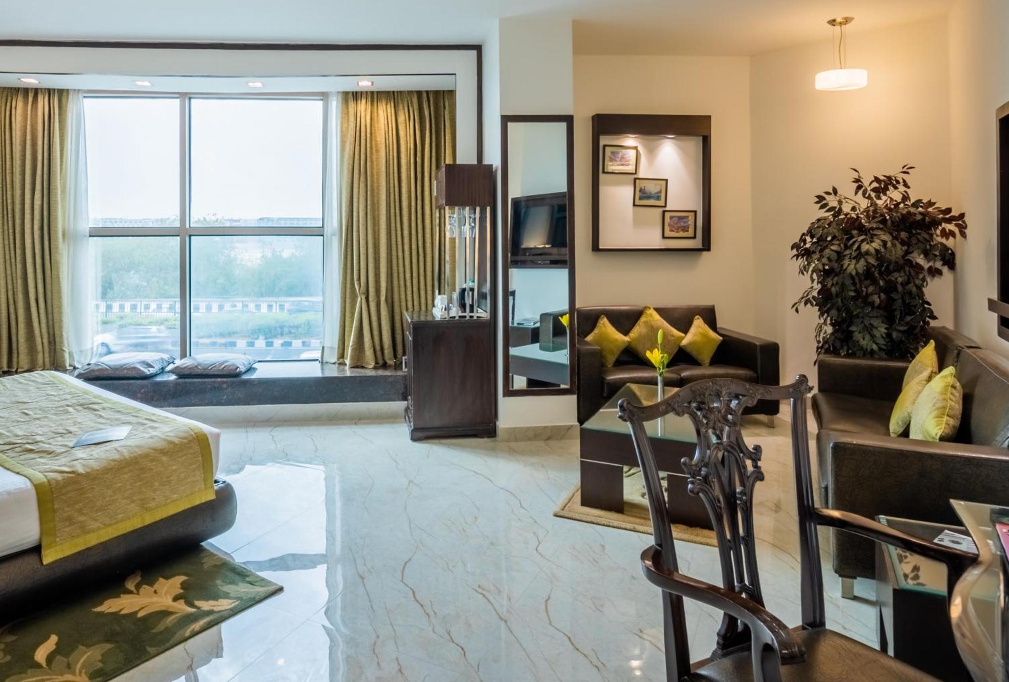 Shanti Palace Mahipalpur 4*