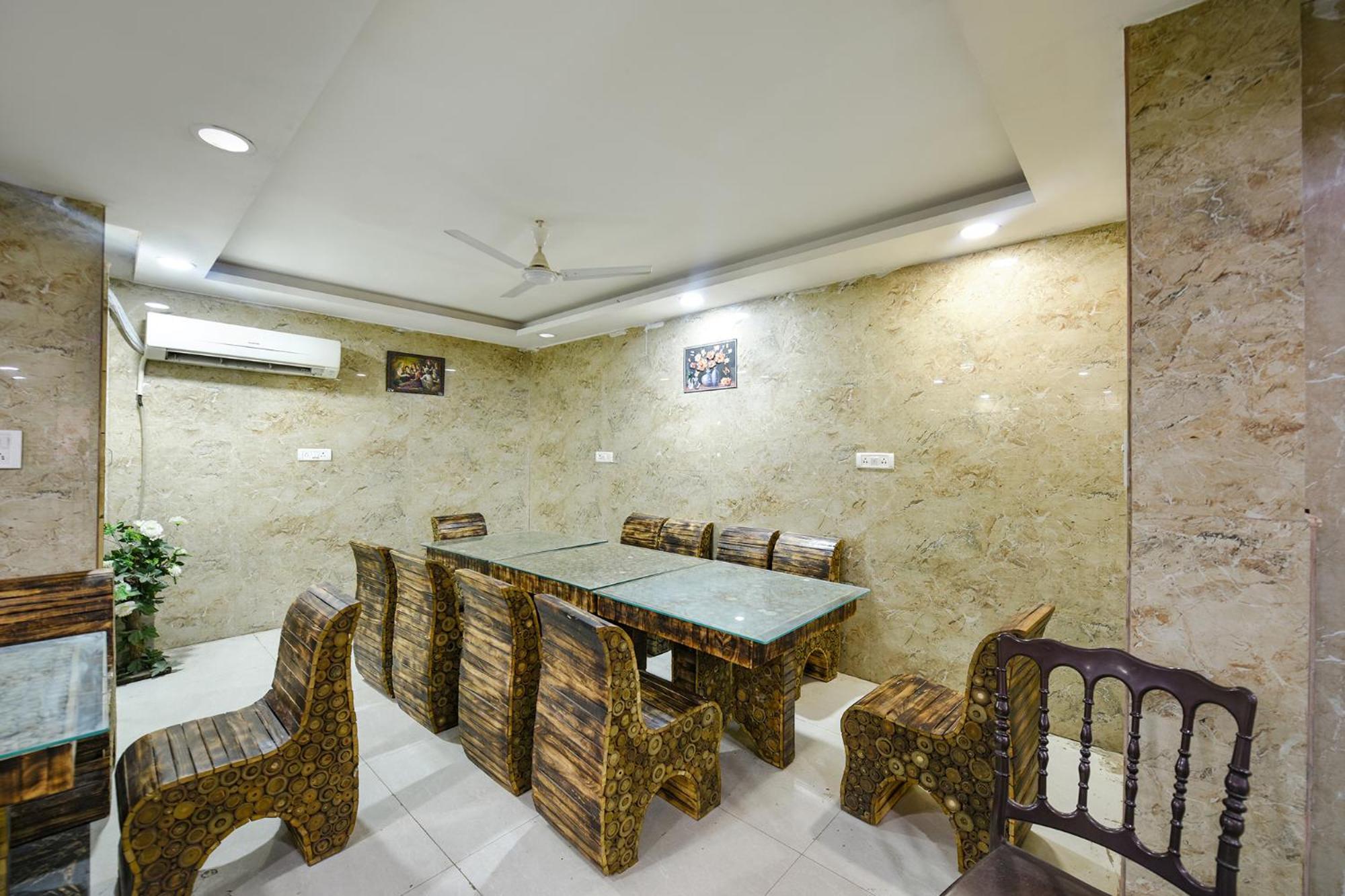 Fabhotel Belwood Near Igi Airport 4* New Delhi