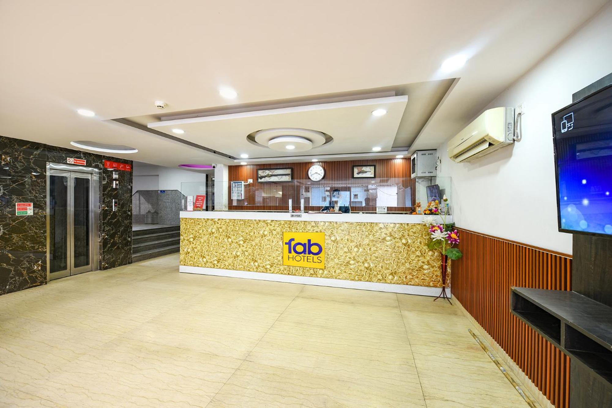 Fabhotel Belwood Near Igi Airport New Delhi
