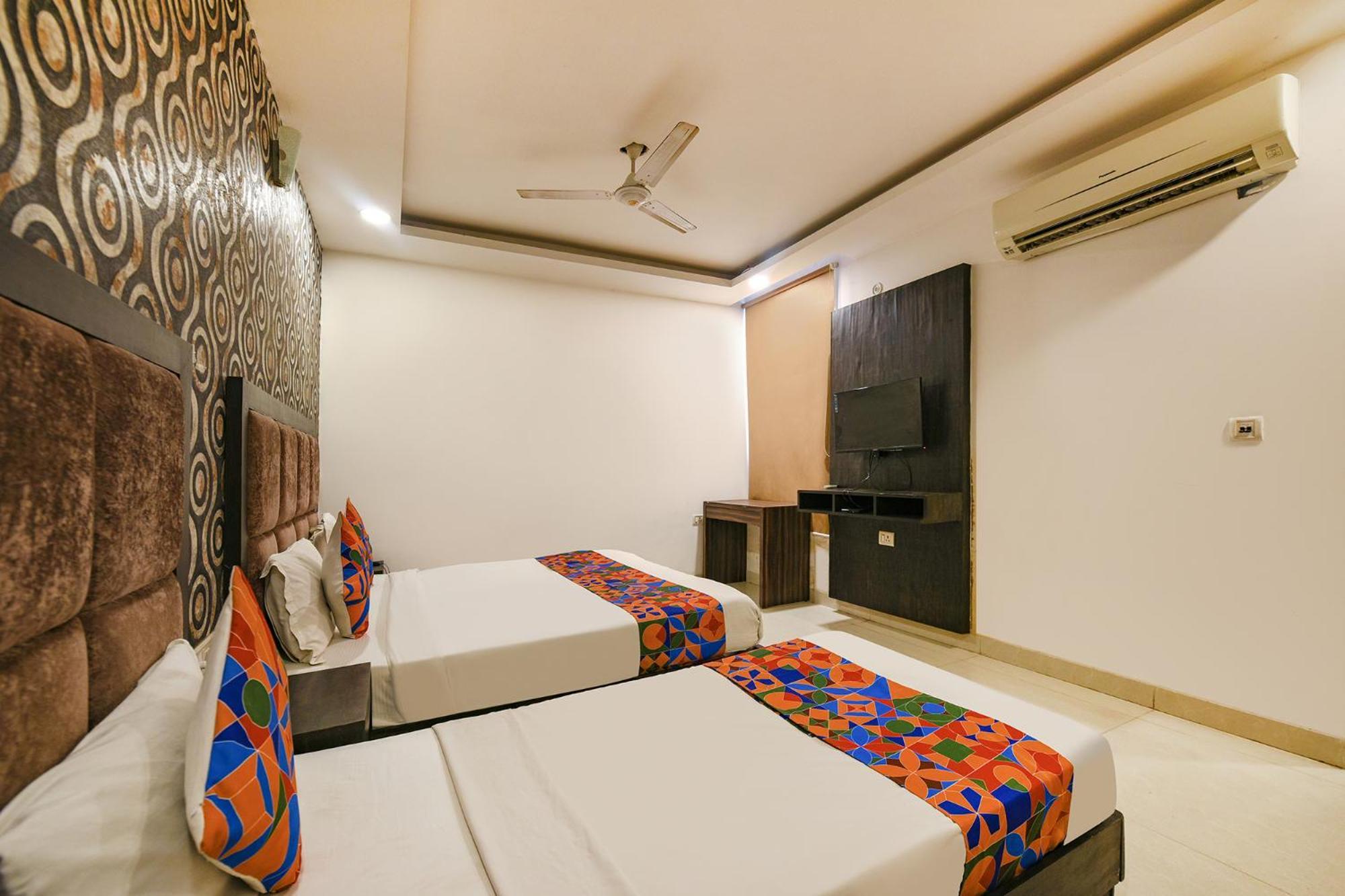 Fabhotel Belwood Near Igi Airport 4*